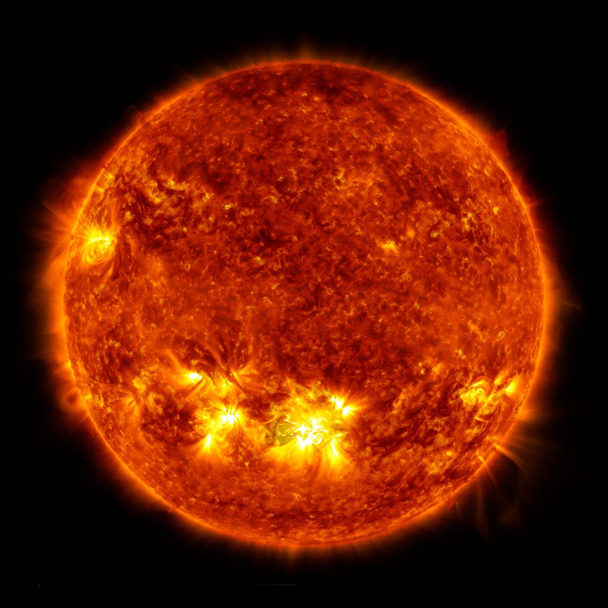 La puissante éruption solaire du 28 octobre va engendrer des aurores pour Halloween