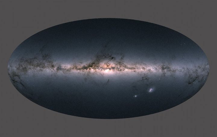 Combien y a-t-il d’étoiles dans notre galaxie, la Voie lactée, et quelle est sa masse ?